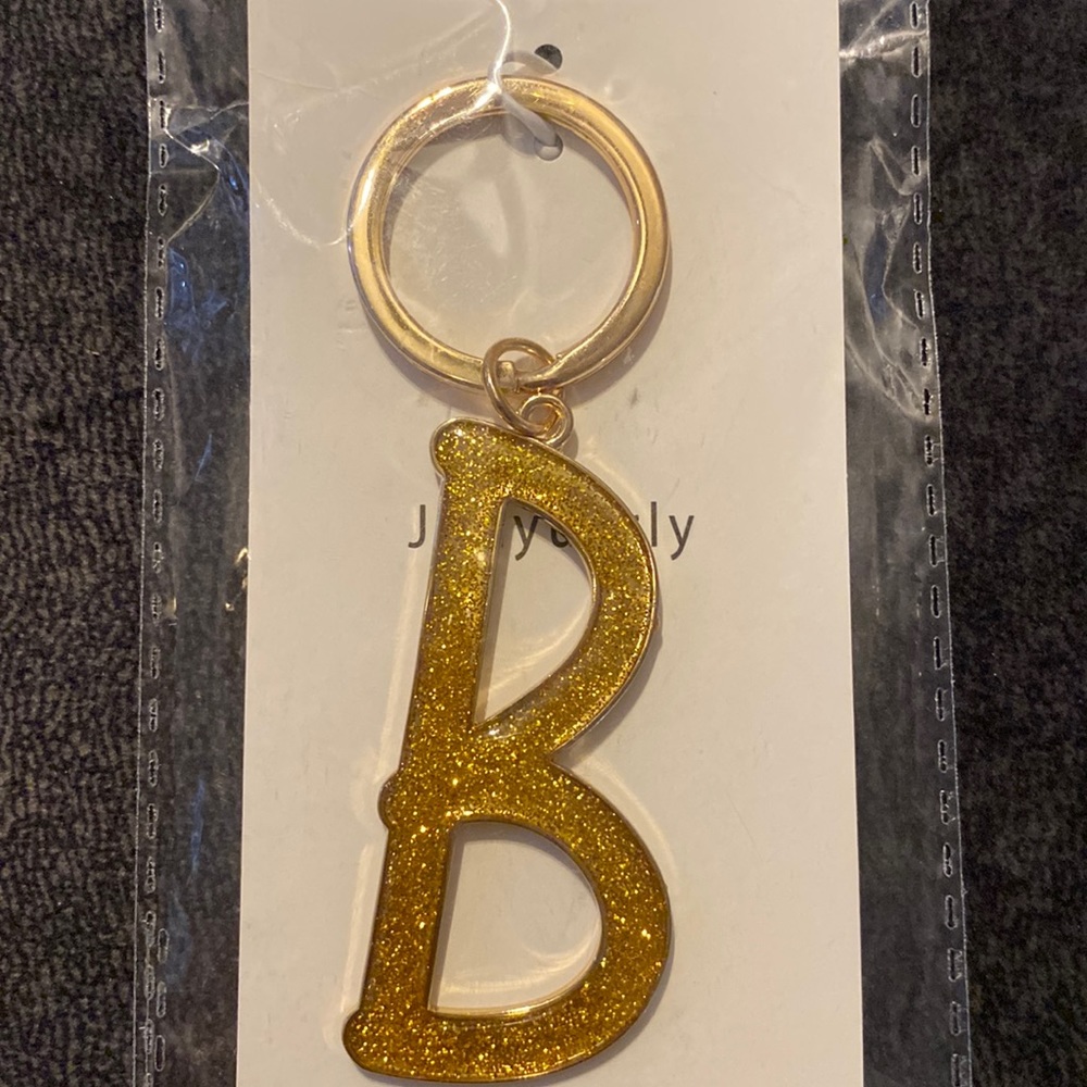 B initial Key chain